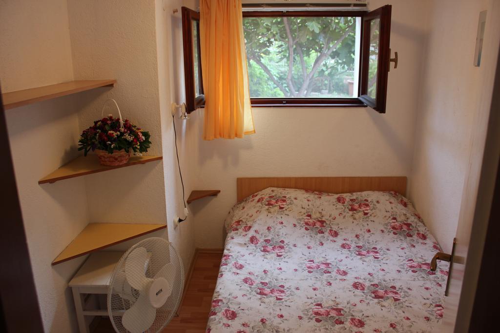 Apartments Toni Trogir Phòng bức ảnh