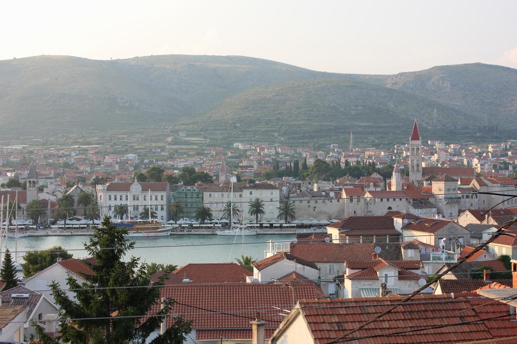 Apartments Toni Trogir Phòng bức ảnh